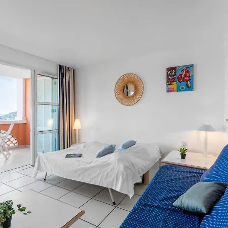 Les Bastides - I4143 By Interhome *