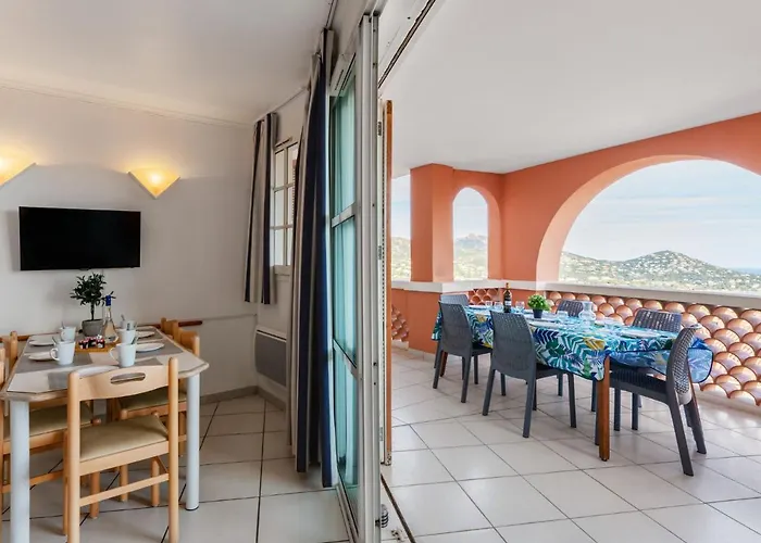 Apartman Les Bastides - I4143 By Interhome *